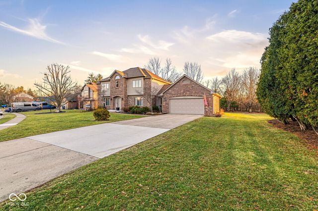9053 Sargent Creek Drive, Indianapolis, IN 46256
