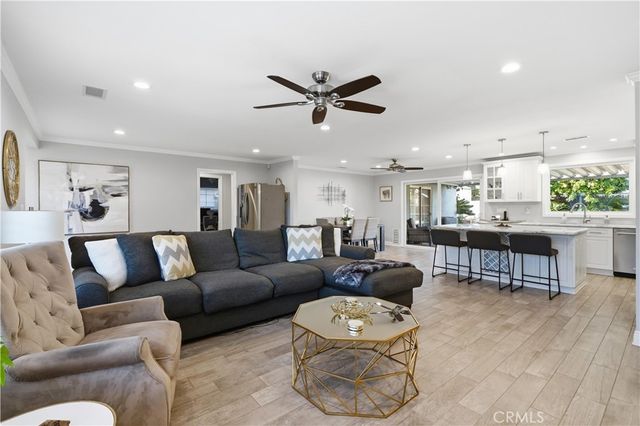 19833 Blythe, Winnetka, CA 91306