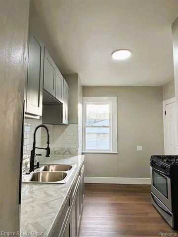 6441 Appoline Street 1, Dearborn, MI 48126