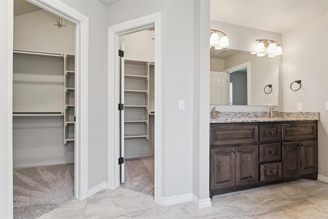 1025 NE 33rd Terrace, Moore, OK 73160