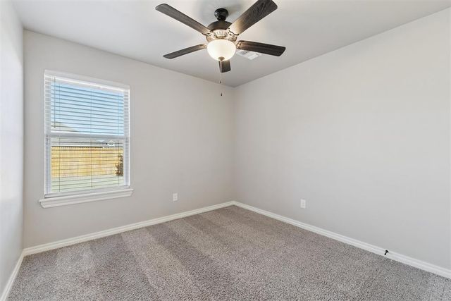 1025 NE 33rd Terrace, Moore, OK 73160