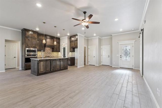 1025 NE 33rd Terrace, Moore, OK 73160