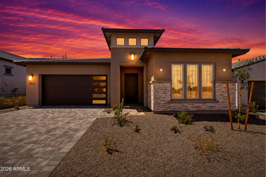21520 W MEADOWBROOK Avenue, Buckeye, AZ 85396 — exterior