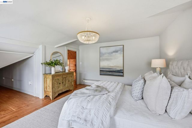 1420 Mound St, Alameda, CA 94501