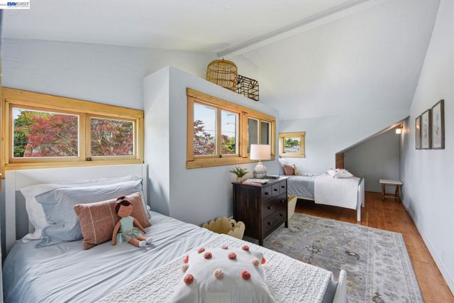 1420 Mound St, Alameda, CA 94501