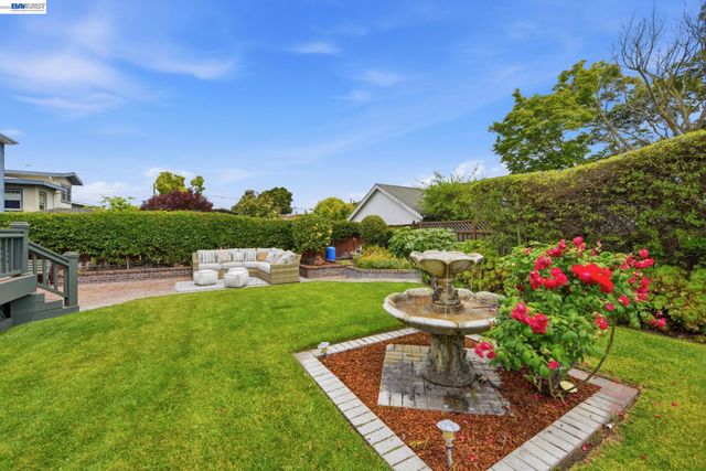 1420 Mound St, Alameda, CA 94501