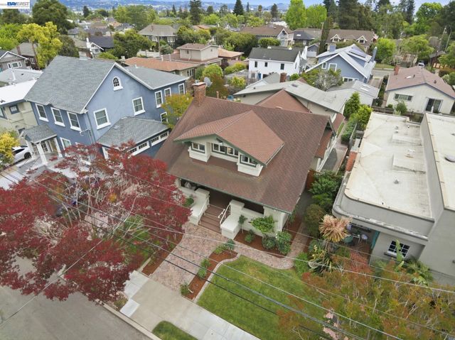 1420 Mound St, Alameda, CA 94501