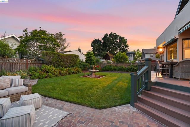 1420 Mound St, Alameda, CA 94501