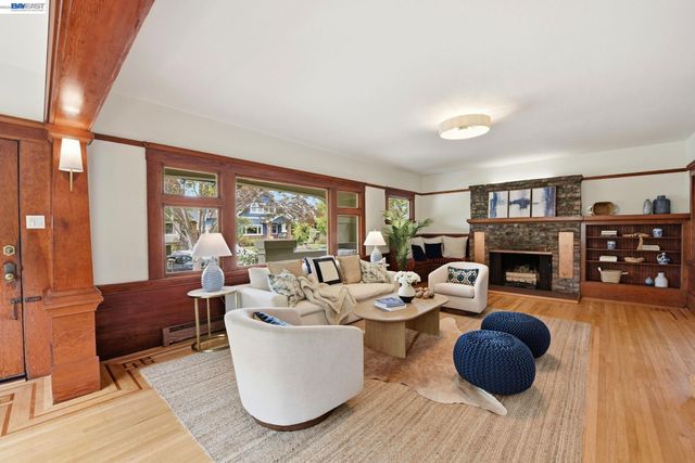 1420 Mound St, Alameda, CA 94501