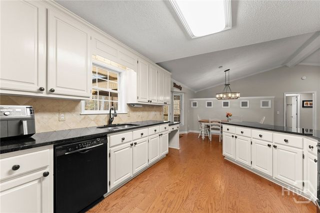 352 Lakeshore Drive, Jefferson, GA 30549