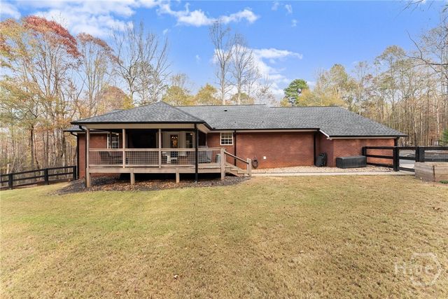 352 Lakeshore Drive, Jefferson, GA 30549