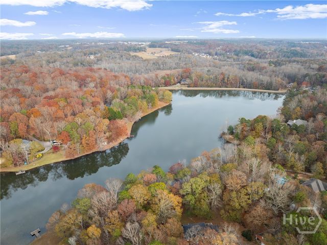 352 Lakeshore Drive, Jefferson, GA 30549