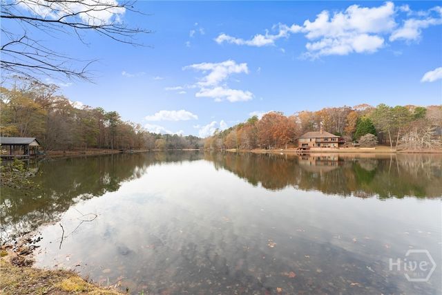 352 Lakeshore Drive, Jefferson, GA 30549