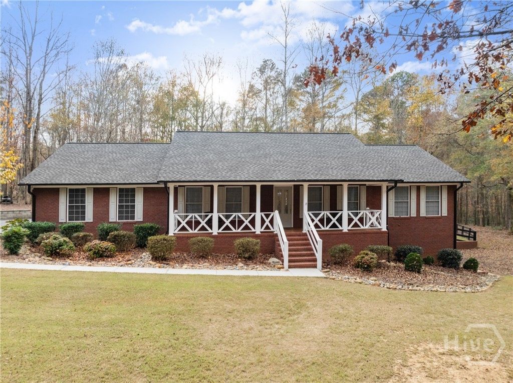 352 Lakeshore Drive, Jefferson, GA 30549