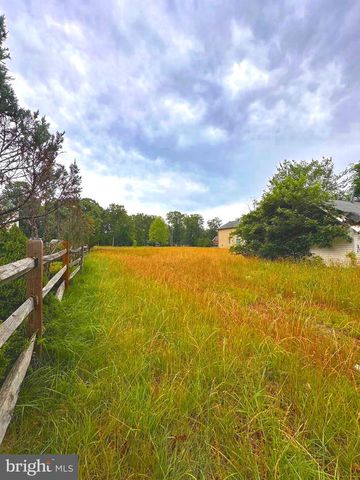 5955 COLCHESTER RD, Fairfax, VA 22030