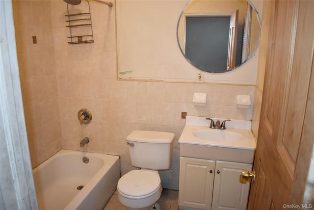 740 E 218th Street, Bronx, NY 10467