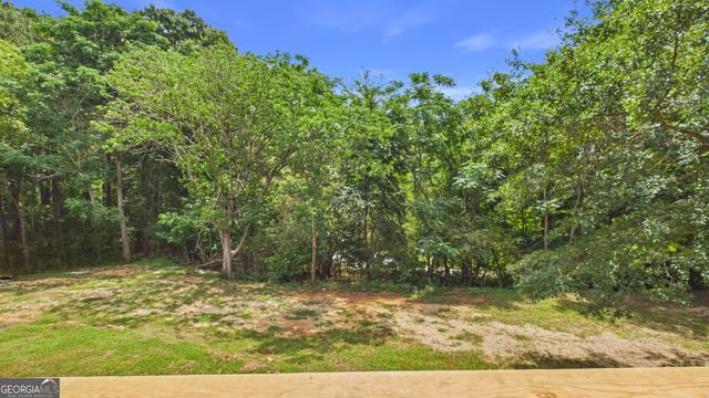 450 E End Road, Covington, GA 30014