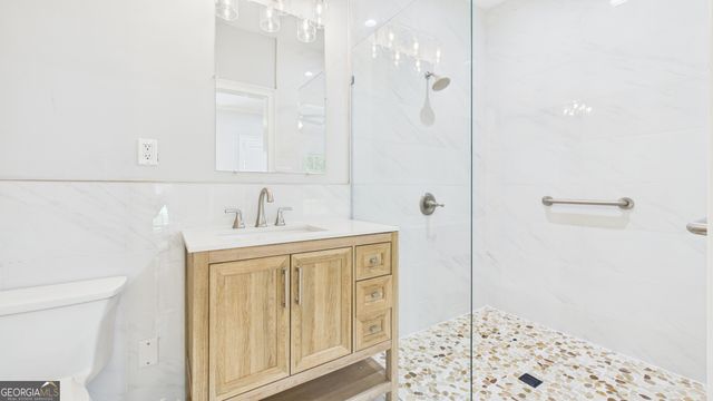 450 E End Road, Covington, GA 30014