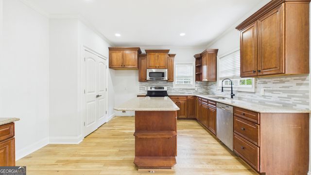 450 E End Road, Covington, GA 30014