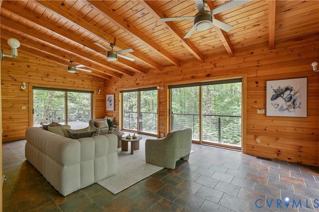 2221 S Landing Rd, Providence Forge, VA 23140