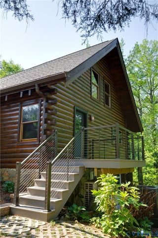 2221 S Landing Rd, Providence Forge, VA 23140