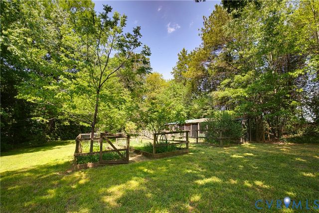 2221 S Landing Rd, Providence Forge, VA 23140