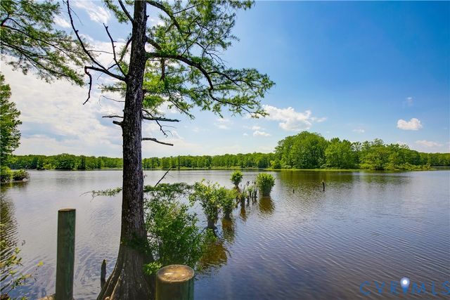 2221 S Landing Rd, Providence Forge, VA 23140