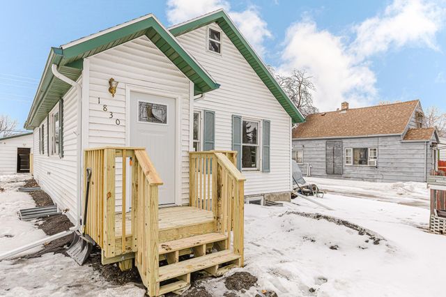 1830 4th Street N, Fargo, ND 58102