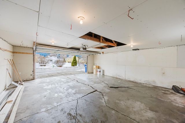 1830 4th Street N, Fargo, ND 58102