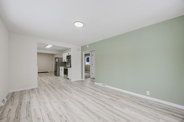 1830 4th Street N, Fargo, ND 58102