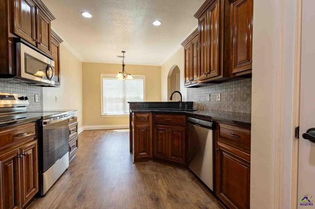 106 Fortune Way, Bonaire, GA 31005
