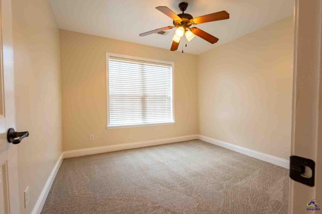 106 Fortune Way, Bonaire, GA 31005