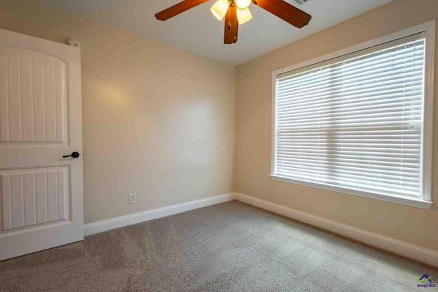 106 Fortune Way, Bonaire, GA 31005