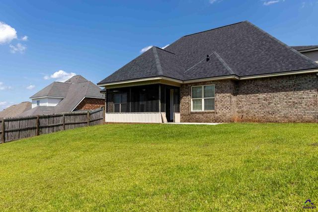 106 Fortune Way, Bonaire, GA 31005
