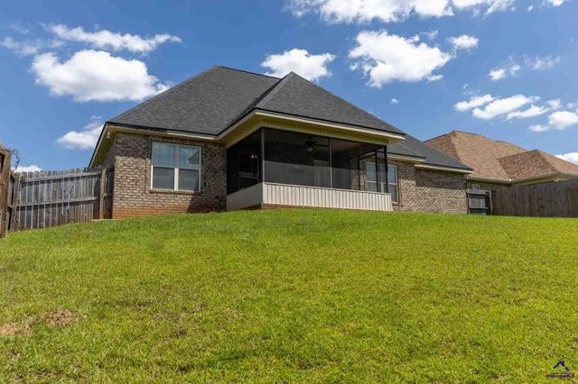 106 Fortune Way, Bonaire, GA 31005