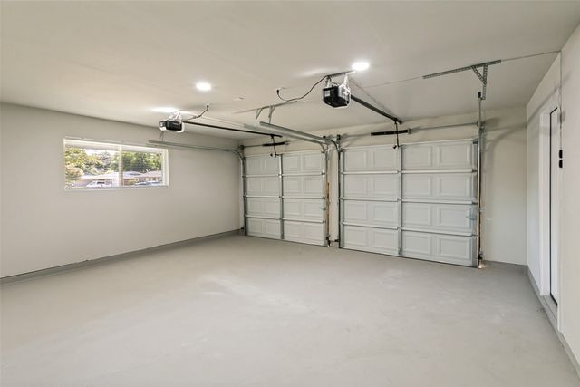 240 Collins Drive, Burleson, TX 76028