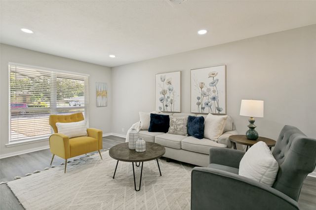240 Collins Drive, Burleson, TX 76028