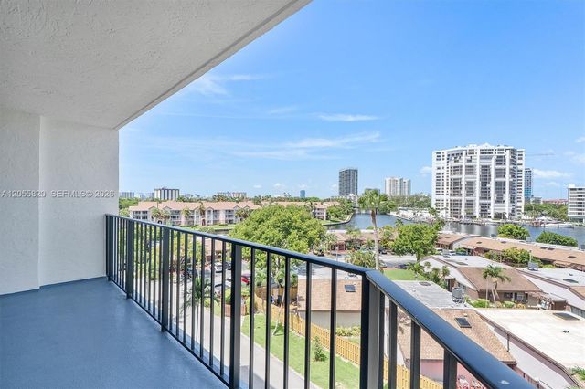 200 Leslie Dr 631, Hallandale Beach, FL 33009