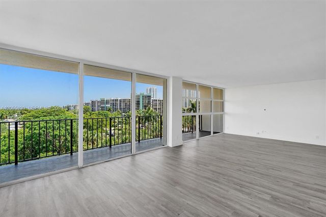 200 Leslie Dr 631, Hallandale Beach, FL 33009