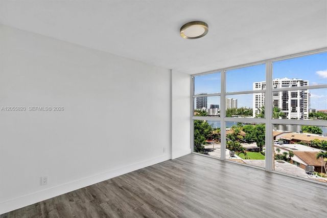 200 Leslie Dr 631, Hallandale Beach, FL 33009