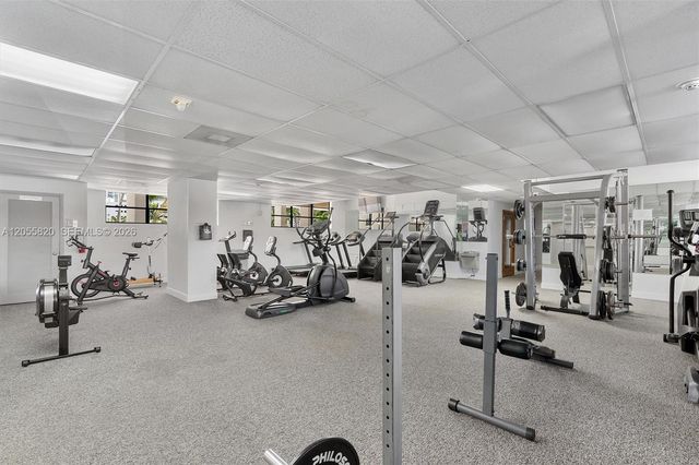 200 Leslie Dr 631, Hallandale Beach, FL 33009