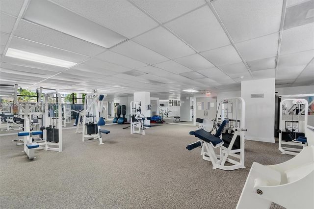 200 Leslie Dr 631, Hallandale Beach, FL 33009