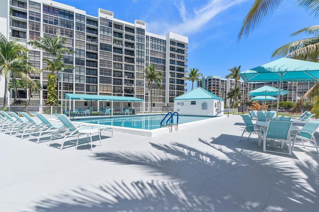 200 Leslie Dr 631, Hallandale Beach, FL 33009