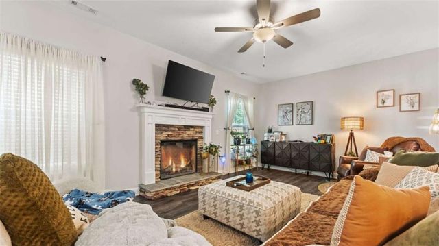 71 Oakdale Way, Temple, GA 30179