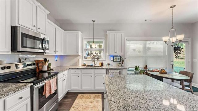 71 Oakdale Way, Temple, GA 30179