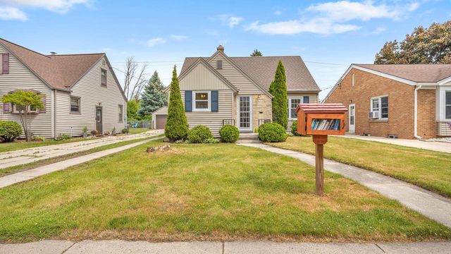 1340 North AVENUE, Sheboygan, WI 53083