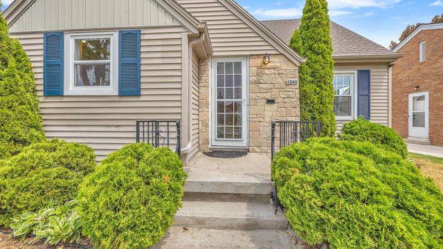 1340 North AVENUE, Sheboygan, WI 53083