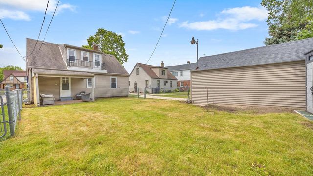 1340 North AVENUE, Sheboygan, WI 53083