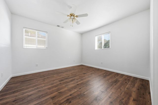 890 Parsons Drive, Redding, CA 96002