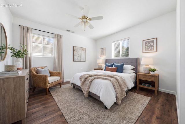 890 Parsons Drive, Redding, CA 96002